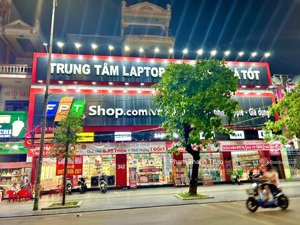 cho thuê mbkd vị trí siêu đẹp phố xã đàn - dt 350 - mt 8m -nhận diệ cực tốt, kd mọi mô hình