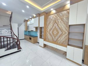 bán nhà riêng phú lương, hà đông, sát phố, ô tô đỗ cửa, 35m*5 tầng*4,9 t.ỷ, full nội thất, ở ngay.