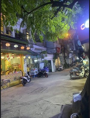 bán nhà trung tâm đống đa - phân lô, ô tô tránh đỗ- 2 thoáng trước sau - kinh doanh bất chấp