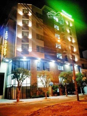 bán tòa căn hộ apartment 8 tầng lô góc nguyễn cơ thạch & hoàng công chất ngũ hành sơn, đà nẵng