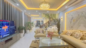 bán nhà phân lô dt 90m vỉa hè ô tô ,kinh doanh ngay cạnh trường liên cấp mercury văn phú -hà đông .