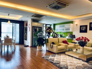 tôi cần bán chung cư 129d trương định 90m2, 3 ngủ, 2 vs nhỉnh 5 tỷ