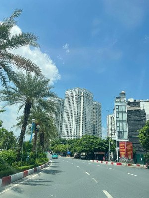 (mt = 24m), đất mặt phố tây hồ, 518m2, mt 24m, gpxd 9 tầng, vị trí cửa ngõ, mặt phố xây toà đẹp