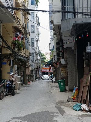 rẻ nhất mễ trì - chỉ hơn 6tỉ sở hữu căn nhà 5 tầng dân xây - ô tô đỗ cửa - 31m2 - 3 ngủ khép kín