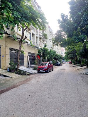 cực độc! bán biệt thự liền kề văn phú 76m2 * 5 tầng. giá 17,5 tỷ. lô góc