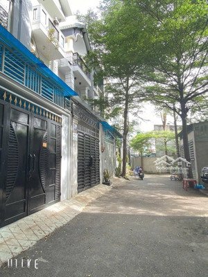 bán nhà 1 trệt 2 lầu khu dân cư vip đường số 8 hbp, thủ đức