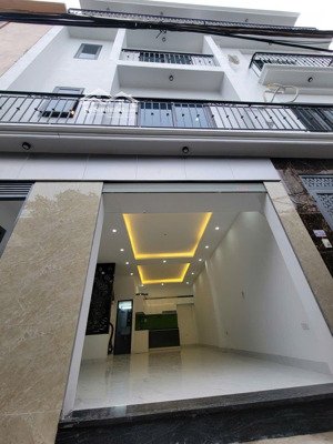 siêu phẩm lô góc vĩnh quỳnh, thanh trì chỉ hơn 5 tỷ. diện tích: 45m2 x 5 tầng