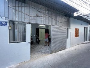 bán nhà ngang gần 10m, cách biển 350m giá chỉ 3,4 tỷ vĩnh phước nha trang