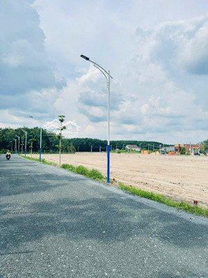 chính chủ cần bán lô đất chơn thành, bình phước, 380 triệu, 187m2 sẵn thổ cư, khu vực đông dân