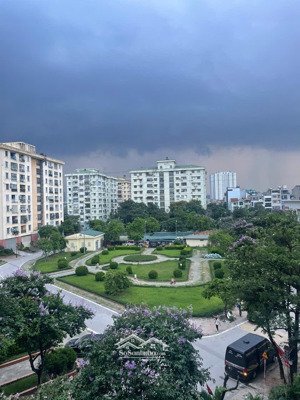 bán chung cư n9 đồng tàu - thịnh liệt - dt 53m2 có 2 phòng ngủ + 1 wc. giá 4 tỷ, lh 