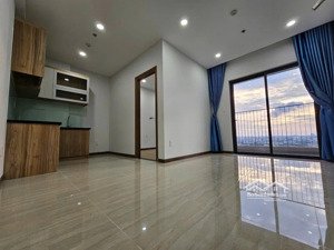 cho thuê cc vinhomes central park, 20 triệu, 74m2, 2pn, 2wc, bao đẹp. lh: 