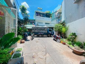 bán nhà- dt: 170m2 - hẻm xe tải - ngay cư xá phú lâm b - chỉ 11 tỷ xíu