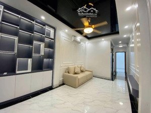 bán nhà phương liệt 38m x 5 tầng, ngõ nông, gần hồ, gần ô tô, chỉ 5.8 tỷ