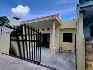 bán nhà hxh giông ao, dt 7x15m, 3 phòng ngủ, 2wc, giá 4,5 tỷ, tl mạnh.