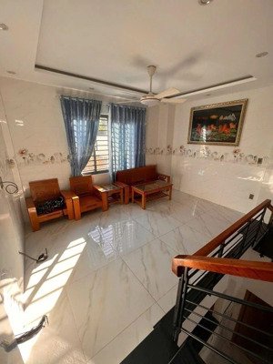 nhà 5 tầng mới 98% mặt tiền thanh huy 1, thanh khê