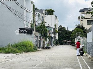 đất (5x21m) full thổ cư đường 10m thông xe hơi