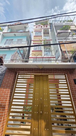 trung tâm quận 5 - nhà 2 mặt hẻm, 15m ra mặt tiền lê hồng phong - 50m2 5 tầng, 5pn - shr hoàn công