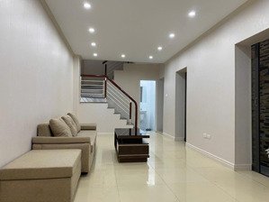 có 102! đào tấn, ngõ oto tránh, ngách nông, nhà thoáng sáng, 49,9m2*3 tầng khách phải thật nhanh