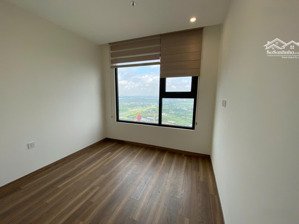 cho thuê căn hộ zr1 29 56m², 2pn 2wc, đã có rèm nóng lạnh, giá 7tr/tháng
