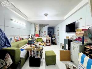 HOT HOT! Nhà 2 lầu ST hẻm 88 Nguyễn Văn Quỳ, Phú Thuận, Quận 7