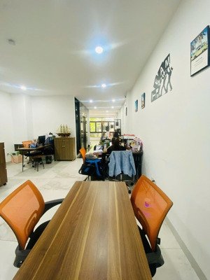 cho thuê văn phòng tầng trệt dt 5*20 tại him lam kênh tẻ, 16 triệu, 100m2, q7, hcm