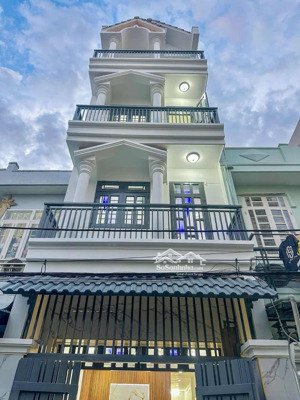 nhà hẻm 19 hoàng hoa thám (5x14m) nhà mới ở ngay sổ vuông không lộ giới quy hoạch