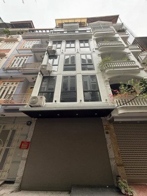 mặt phố lê văn lương-vỉa hè đá bóng-dt 50m x4t-giá 29.3 tỷ-kinh doanh đẳng cấp-không có căn thứ 2