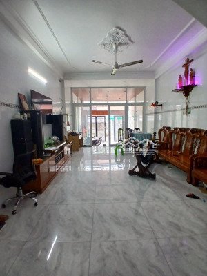 hàng khủng! nhà 3 lầu ở lê quang sung q6 (4,6x25) gồm 7pn. chỉ 13,5 tỷ