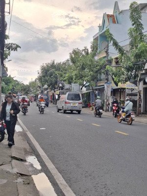 nhà mặt tiền phạm thế hiển quận 8, 4,3x12m, nhỉnh 6 tỷ