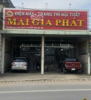 nhà mặt tiền quốc lộ 51. sổ hồng 200 thổ cư