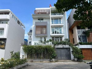 bán biệt thự cao cấp ngay công viên cao đức lân. khu đô thị an phú an khánh. dt 8x20. chỉ 40 tỷ