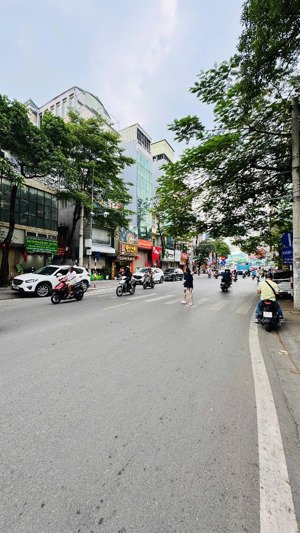 mặt phố hào nam lô góc 3 thoáng vỉa hè không qh, không lỗi phong thuỷ dt 75m -mt 6m giá 3x tỷ