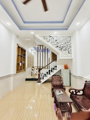 nhà hxh lê văn thọ, chính chủ 1 đời, rộng 62m2, (4x15.2)m, 4 tầng, 5pn, đường 5m oto, hoàn công đủ