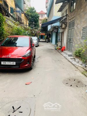 giá yêu thương - nhà phân lô căn góc- ô tô vào trong nhà- ngõ thông vĩnh hồ -tây sơn- thái thịnh