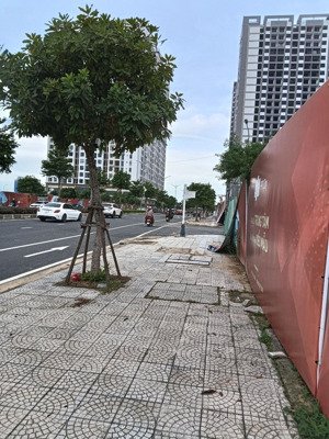 hot vị trí vàng mặt tiền đường hoàng minh thắng fpt