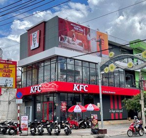 lô góc- cho thuê mặt phố nguyễn phong sắc, mt 15m, dt 70m2x 5 tầng, view hot