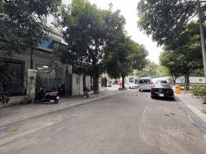 liền kề kđt mới đại kim hoàng mai ô tô tránh kinh doanh vỉa hè to thang máy ngay gần đh thăng long