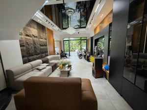 bán nhà mặt tiền tân thuận nam quận 7 full nội thất giá..