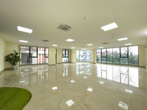 chính chủ. cho thuê sàn văn phòng tại đường phạm tuấn tài,cầu giấy(gần hoàng quốc việt)