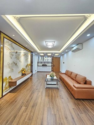 bán ct3 - mễ trì hạ, 100m2, 3pn, nhà đẹp - giá 7 tỷ hơn. 