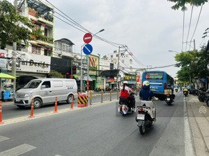 hàng hiếm - hẻm đặng văn bi - nhà 3 tầng - gần vincom - dt : 61m2 - giá 7 tỷ