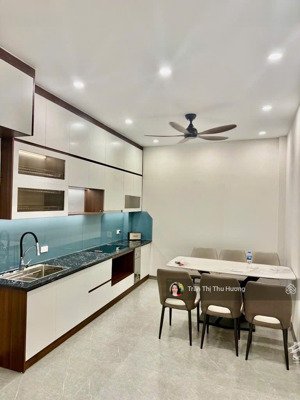 bán nhà phố ngọc thụy, nhà mới đẹp long lanh, gần ô tô, full nội thất, diện tích tt 45m2, giá 9 tỷ