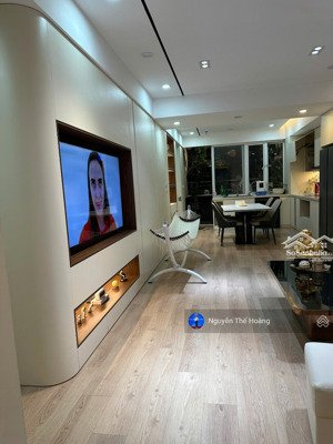 giá chuẩn, bán ch 132m2 3n - 2wc, tòa c14. tầng trung bc đông nam, nội thất đẹp, sổ đỏ. 