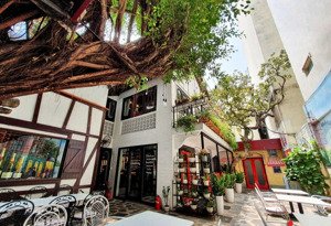 biệt thự pháp ngay mặt tiền xuân thủy, p. thảo điền quận 2 (17x18m) 3 tầng hđt 200tr/th giá 59 tỷ