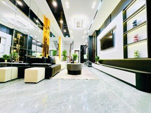 khương trung thanh xuân - hơn 7 tỷ -5m ra oto tránh ngõ thông phân lô - full nội thất - 2 thoáng