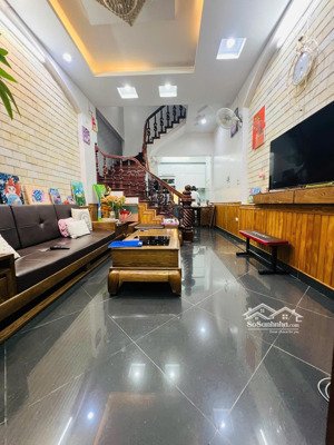 bán nhà riêng ngõ 89 lê đức thọ, nhà đẹp, chỉ việc mang quần áo về ở