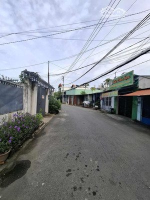 bán gấp nhà mặt phố 192m2, giá siêu hời 9,7 tỷ tại tân chánh hiệp, q12, hcm