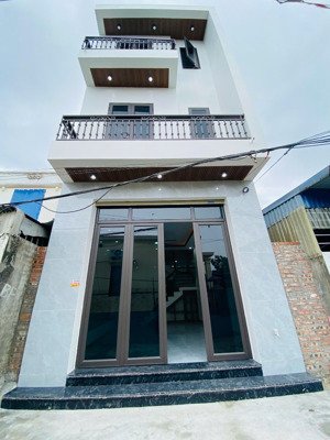 nhà độc lập vệ sinh khép kín gần cầu kiến an, hồng thái, an dương, hải phòng