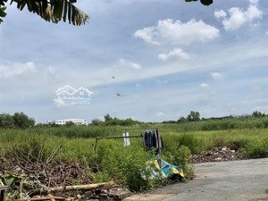 bán đất mặt tiền trường lưu 1.402,8m², ngang 20m giá chỉ 202 tỷ