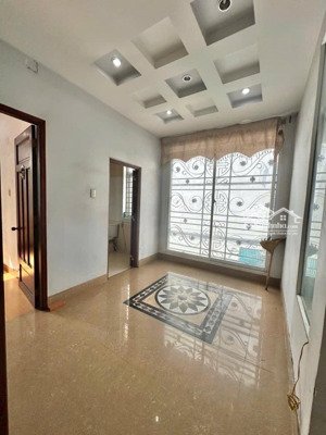 bán nhà hẻm xe tải đường thành thái dt 3.7x12 góc 2 mt đẹp giá 8.6 tl